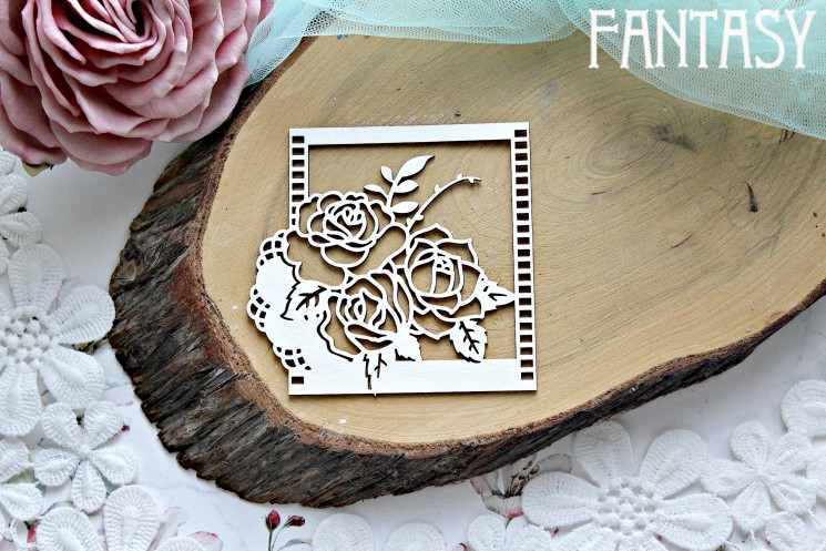 Chipboard Fantasy "Frame with a bouquet of roses 619" size 8*7.5 cm