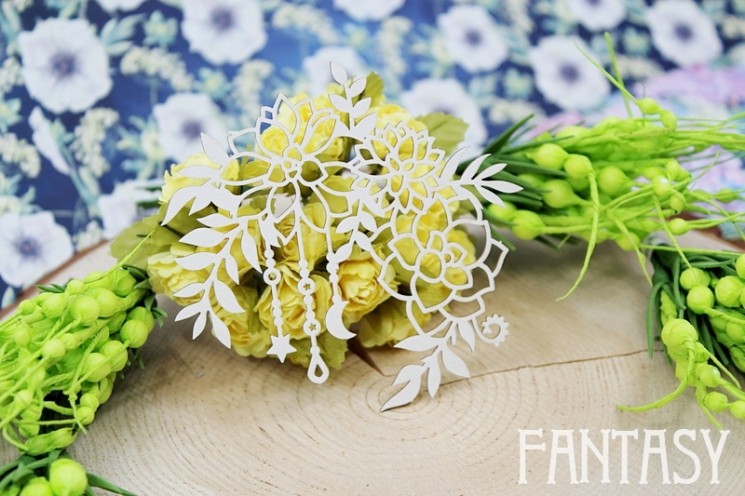 Chipboard Fantasy "Flower Wreath with pendants 1619" size 9.3*6.5 cm