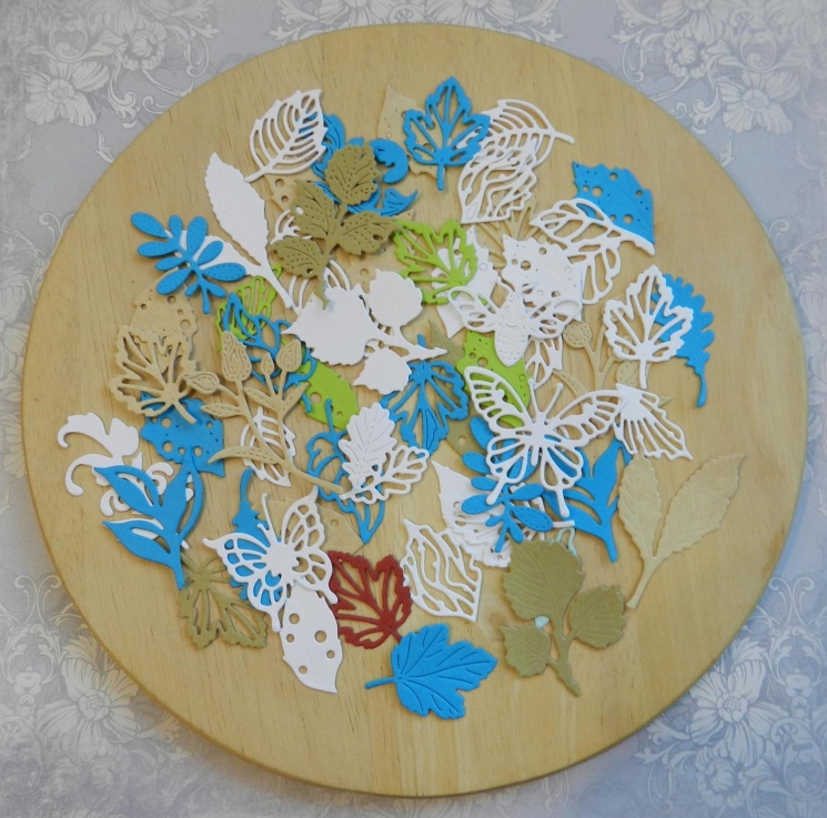 Вырубка набор листочков 55 эл. бумага кардсток 290 гр. 