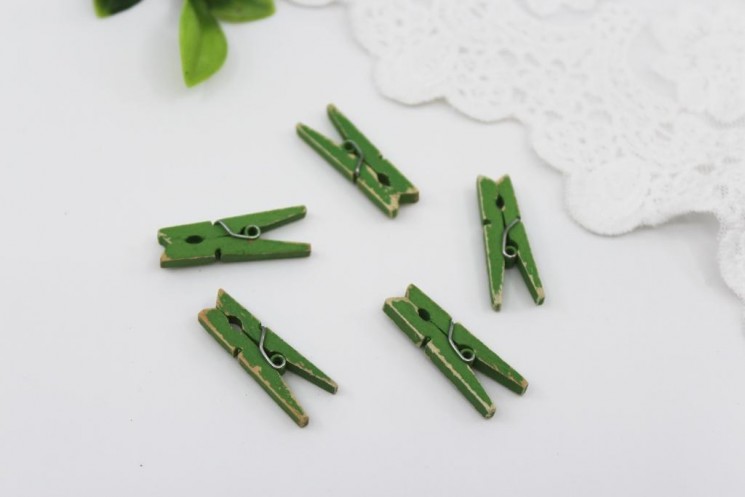 Wooden decoration "Green clothespin", 1 pc., size 3x1x0. 5 cm