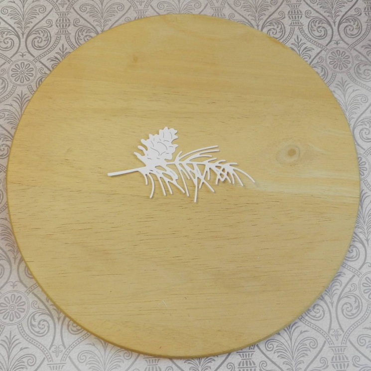 Вырубка Еловая ветка №3 белая бумага кардсток 290гр.