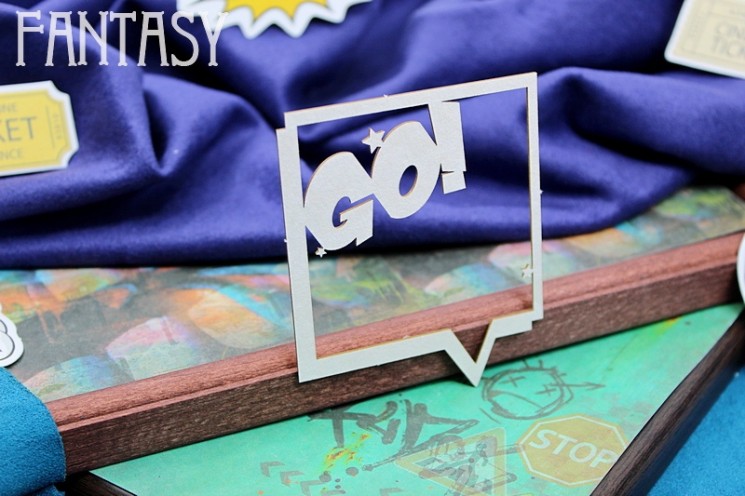 Chipboard Fantasy Comics " GO! Framed 2038" size 6.2*7.5 cm