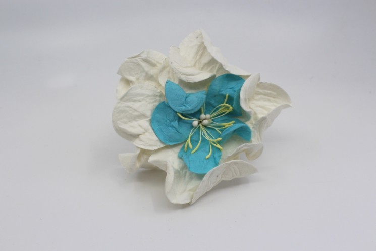 Gardenia "White-turquoise" size 10 cm, 1 piece