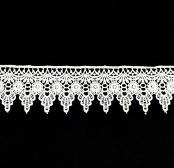 White knitted lace, width 6.3 cm, cut 50 cm