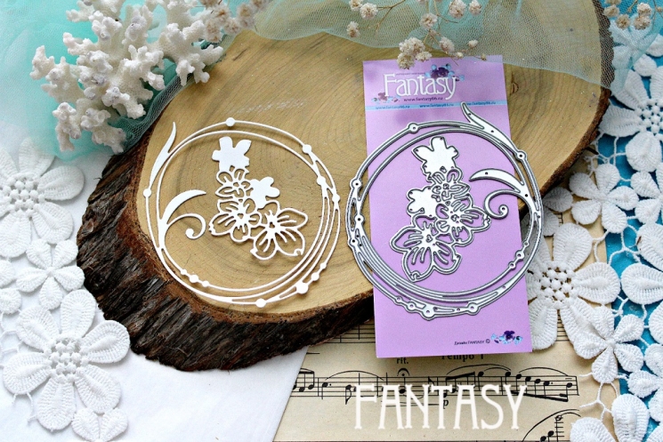 Нож для вырубки Fantasy "Рамка с цветочками" размер 7.7*9.5 см