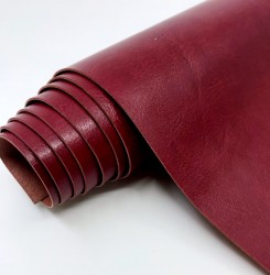 Переплётный кожзам Италия, цвет Винный глянец, 33Х70 см, 230 г/м2