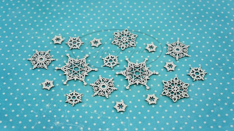 Chipboard Needlework "Snowflakes 3B", 17 elements, size from 1.2 cm to 4 cm