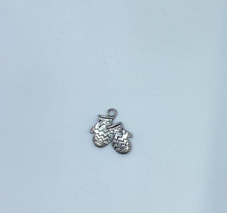 Silver pendant "Mittens", size 1.5 x 2 cm, 1 pc