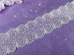 Frosted white lace guipure, width 5 cm, cut 50 cm