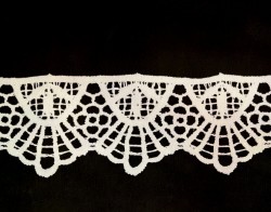 Milk lace guipure, width 3 cm, cut 50 cm