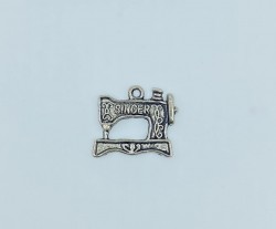 Металлическая подвеска ScrapBerry's "Швейная машнка "Singer"", античное серебро,размер 20Х18 мм, 1 шт