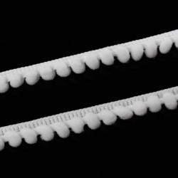 Тесьма с помпонами "Белая", ширина 1 см, длина 1 м