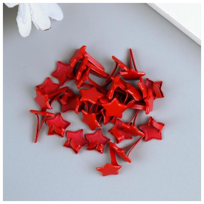 Set of brads "Red stars", size 0, 8x0, 8x0, 8 cm, 30 pcs