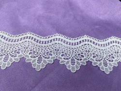 Frosted white lace guipure, width 6 cm, cut 50 cm