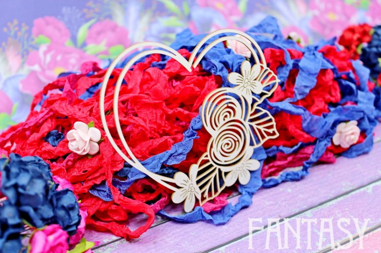 Чипборд Fantasy "Рамка сердце с цветами 1806" размер 12*10,5см