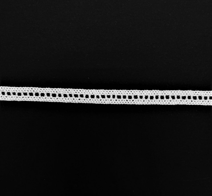 Кружевная лента "Белая 11", ширина 7 мм, длина 90 см