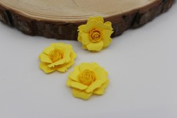 Роза "Жёлтая" размер 3 см 1 шт