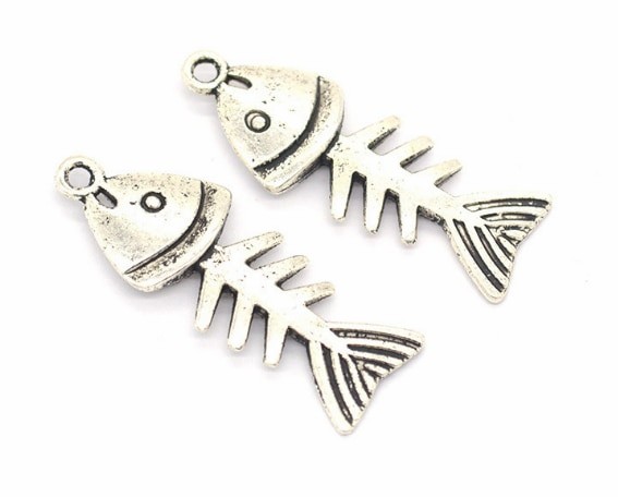 Silver "Fish" pendant, 4. 5X1 cm, 1 piece