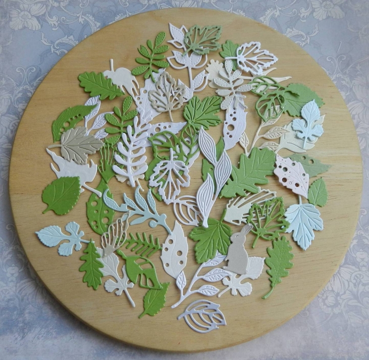 Вырубка набор листочков 55 эл. бумага дизайнерская перламутровая 290  гр.