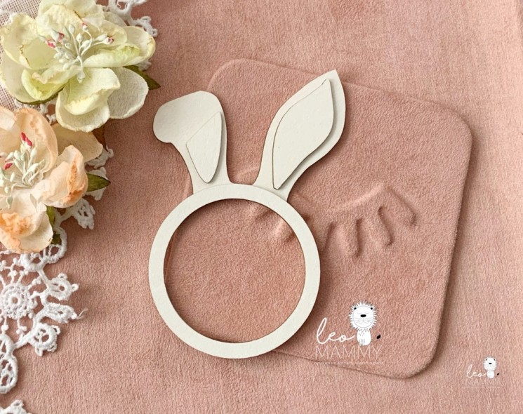 Blank for embossing LeoMammy frame "Bunny", size 13, 7x8, 3 cm