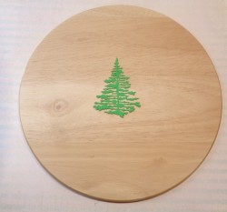 Cutting down the Christmas tree 1 designer green matte paper 240 gr.