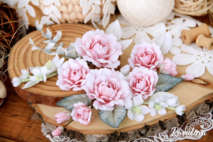 Набор цветов из ткани ручной работы Rosalina "Нежность", 7 цветочков + 7 листочков + 4 цветочные веточки , размер от 1 см до 4.5 см